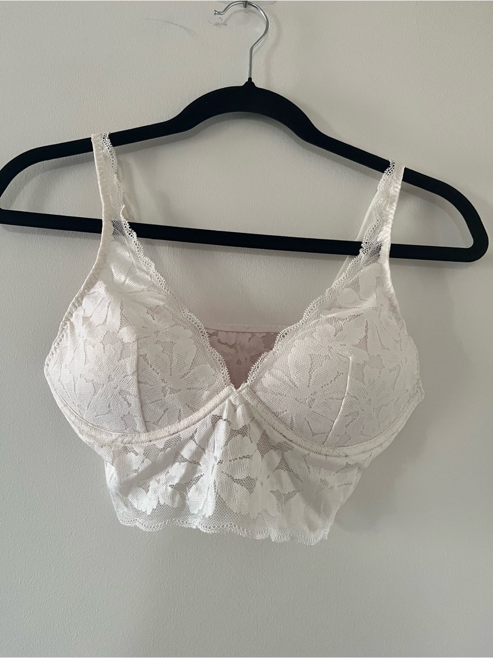 Pink Victoria's Secret White Floral Lace Underwire Bustier Bralette Medium